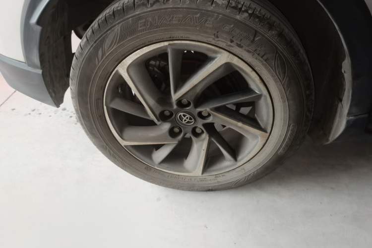 Used Toyota C-HR 2021 2.0L Luxury Edition Right Rear Wheel Hub