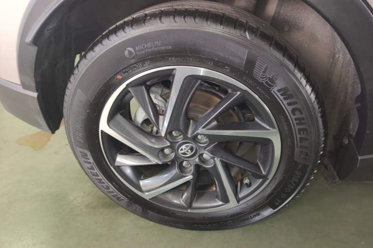 Used Toyota C-HR 2021 2.0L Luxury Edition Right Rear Wheel Hub