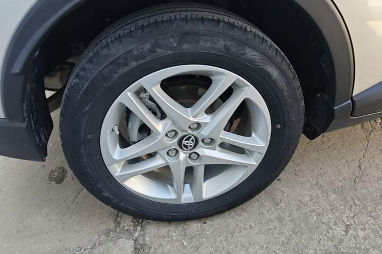 Used Toyota C-HR 2021 2.0L Comfort Edition Right Rear Wheel Hub