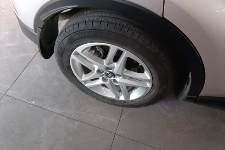 Used Toyota C-HR 2021 2.0L Comfort Edition Right Rear Wheel Hub