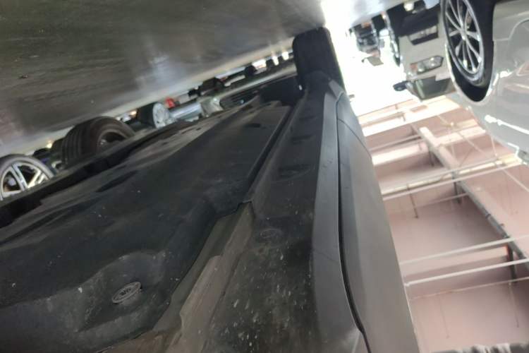 Used Toyota C-HR 2021 2.0L Luxury Edition Right Side Sill