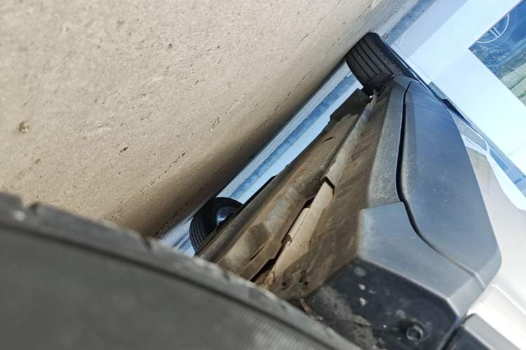 Used Toyota C-HR 2021 2.0L Comfort Edition Right Side Sill