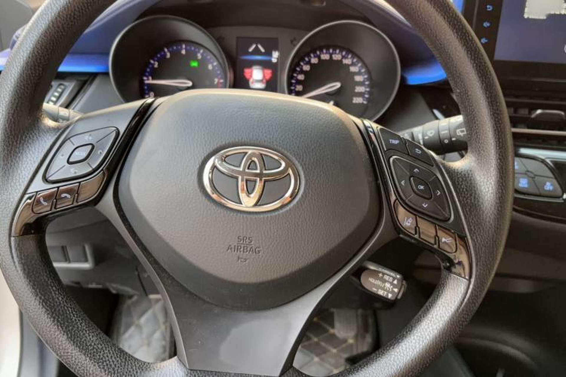 Used Toyota C-HR 2021 2.0L Comfort Edition Steering Wheel