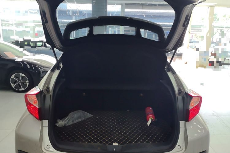 Used Toyota C-HR 2021 2.0L Comfort Edition Trunk