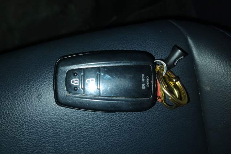 Used Toyota C-HR 2021 2.0L Luxury Edition Vehicle Key