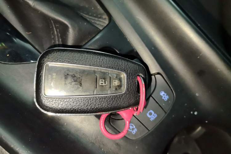 Used Toyota C-HR 2021 2.0L Comfort Edition Vehicle Key