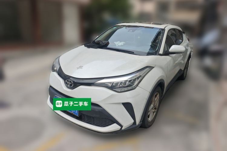 Used Toyota C-HR 2021 2.0L Comfort Edition Guazi used car, China used car export, Used car for sale, Used  cars, Cheapest cars for sale