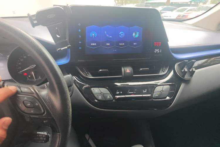 Used Toyota C-HR 2021 2.0L Comfort Edition Audio And AC Panel