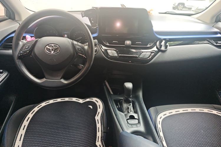 Used Toyota C-HR 2021 2.0L Comfort Edition Center Console