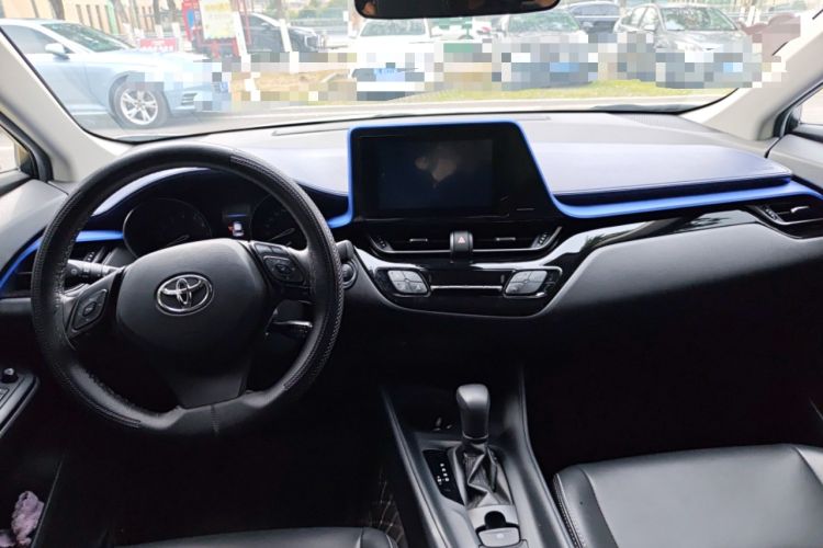 Used Toyota C-HR 2021 2.0L Comfort Edition Center Console