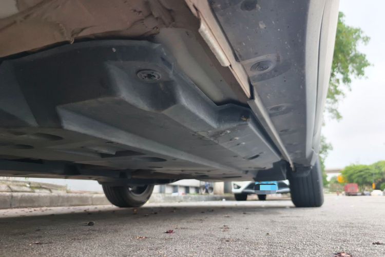 Used Toyota C-HR 2021 2.0L Luxury Edition Chassis Front Left