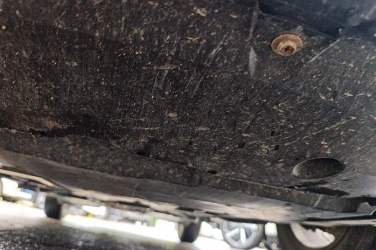 Used Toyota C-HR 2021 Dual-Motor 2.0L E-CVT Luxury Edition Chassis Front