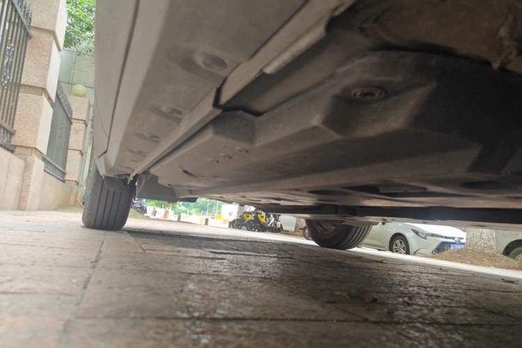 Used Toyota C-HR 2021 2.0L Luxury Edition Chassis Front Right