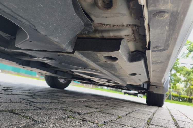 Used Toyota C-HR 2021 2.0L Luxury Edition Chassis Front Right