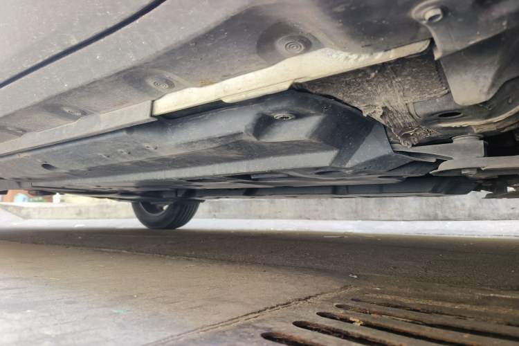Used Toyota C-HR 2021 Dual-Motor 2.0L E-CVT Luxury Edition Chassis Front Right