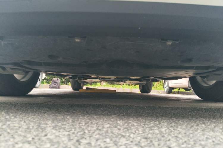 Used Toyota C-HR 2021 2.0L Comfort Edition Chassis Front