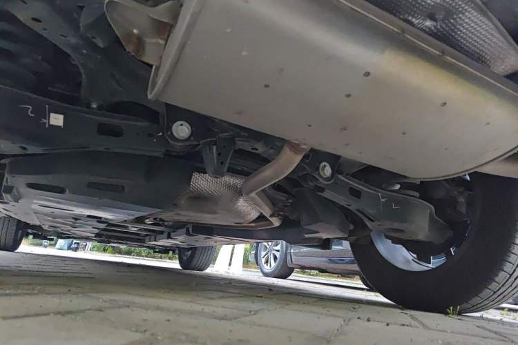 Used Toyota C-HR 2021 2.0L Luxury Edition Chassis Rear Left