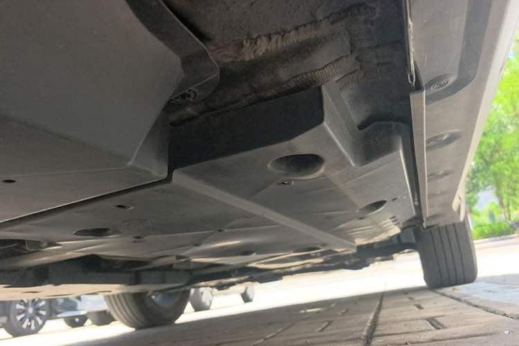 Used Toyota C-HR 2021 2.0L Luxury Edition Chassis Rear Right