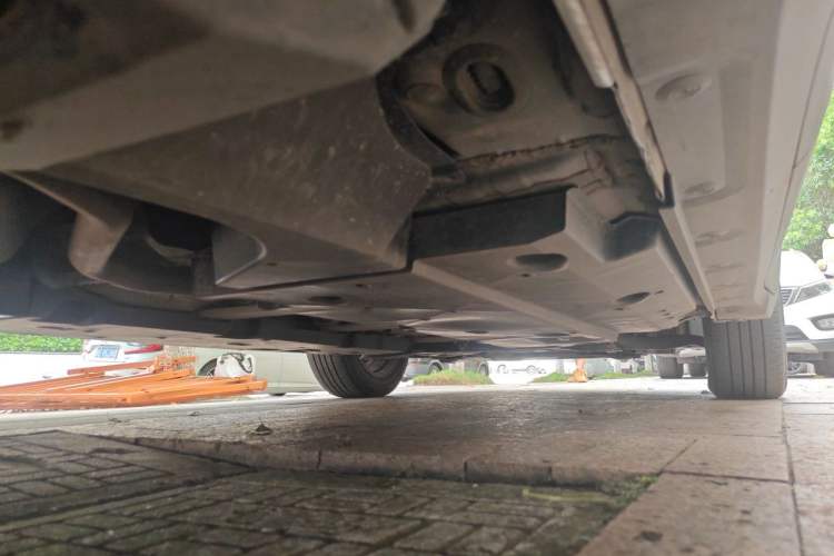 Used Toyota C-HR 2021 2.0L Luxury Edition Chassis Rear Right