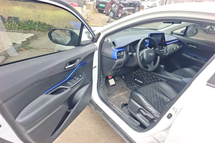 Used Toyota C-HR 2021 2.0L Comfort Edition Driver Seat