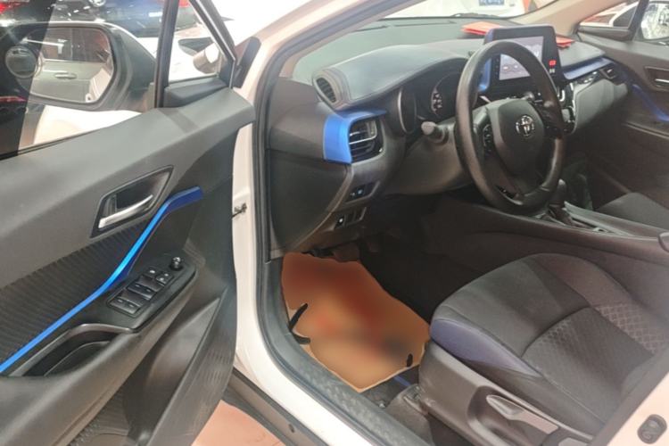 Used Toyota C-HR 2021 2.0L Comfort Edition Driver Seat