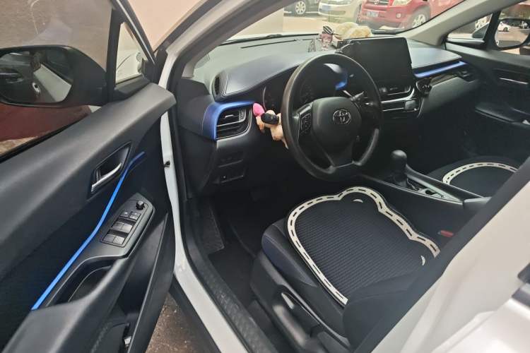 Used Toyota C-HR 2021 2.0L Comfort Edition Driver Seat