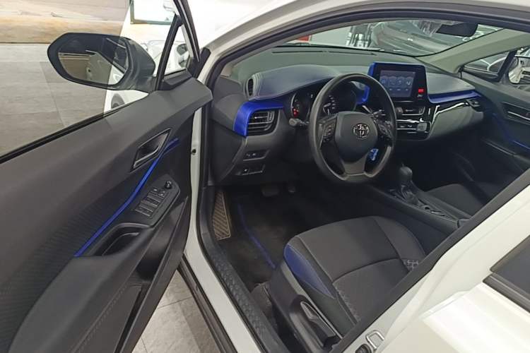 Used Toyota C-HR 2021 2.0L Comfort Edition Driver Seat