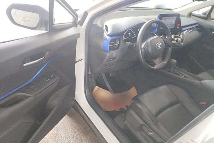 Used Toyota C-HR 2021 Dual-Motor 2.0L E-CVT Comfort Edition Driver Seat