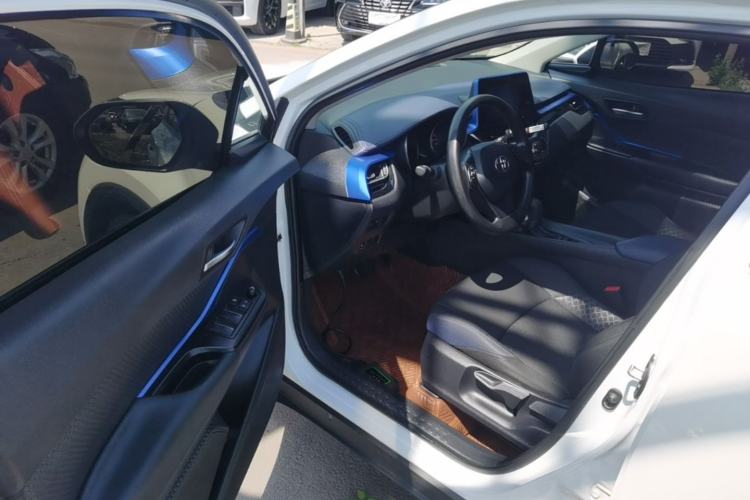 Used Toyota C-HR 2021 2.0L Comfort Edition Driver Seat