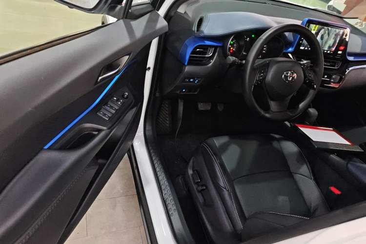 Used Toyota C-HR 2021 2.0L Comfort Edition Driver Seat