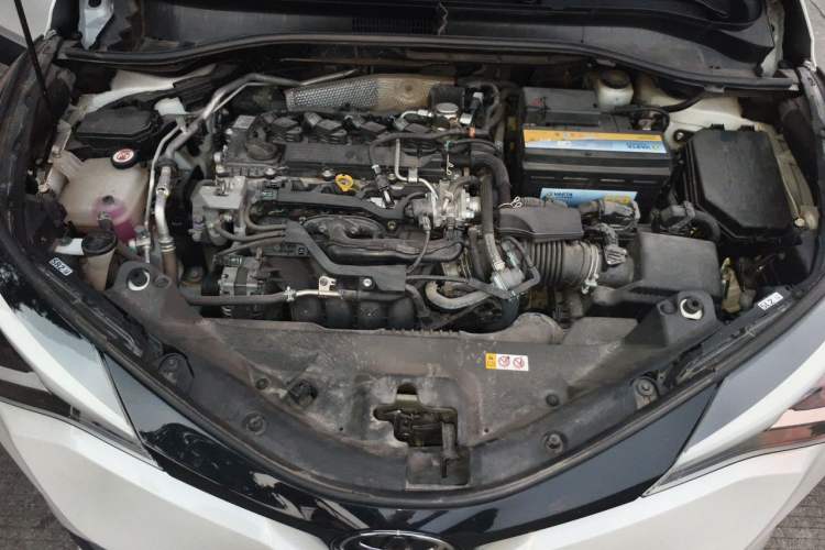 Used Toyota C-HR 2021 2.0L Luxury Edition Engine Bay