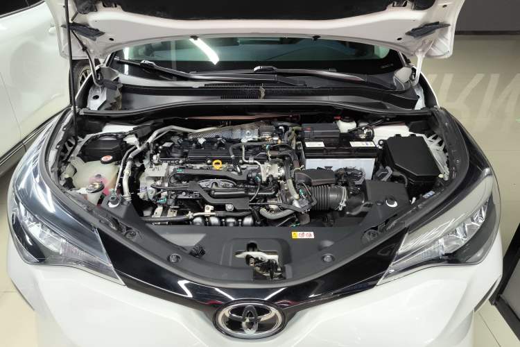 Used Toyota C-HR 2021 2.0L Comfort Edition Engine Bay
