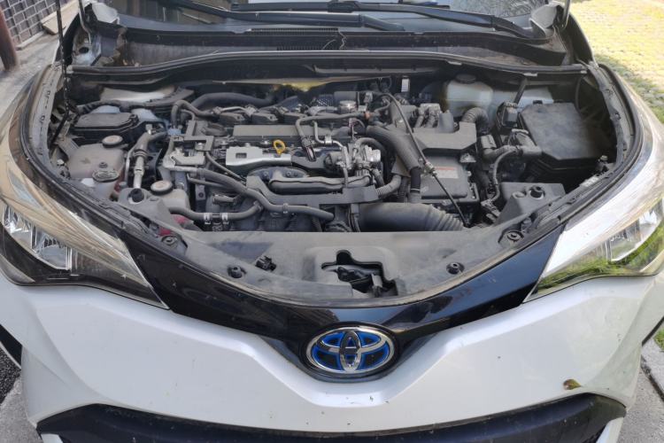 Used Toyota C-HR 2021 Dual-Motor 2.0L E-CVT Comfort Edition Engine Bay