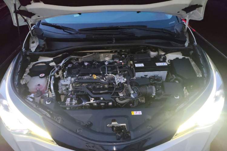 Used Toyota C-HR 2021 2.0L Luxury Edition Engine Bay