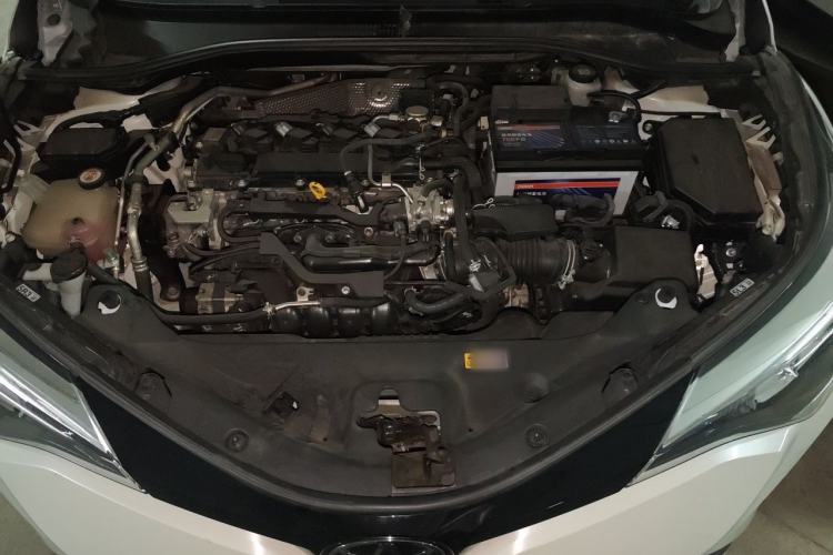 Used Toyota C-HR 2021 2.0L Comfort Edition Engine Bay