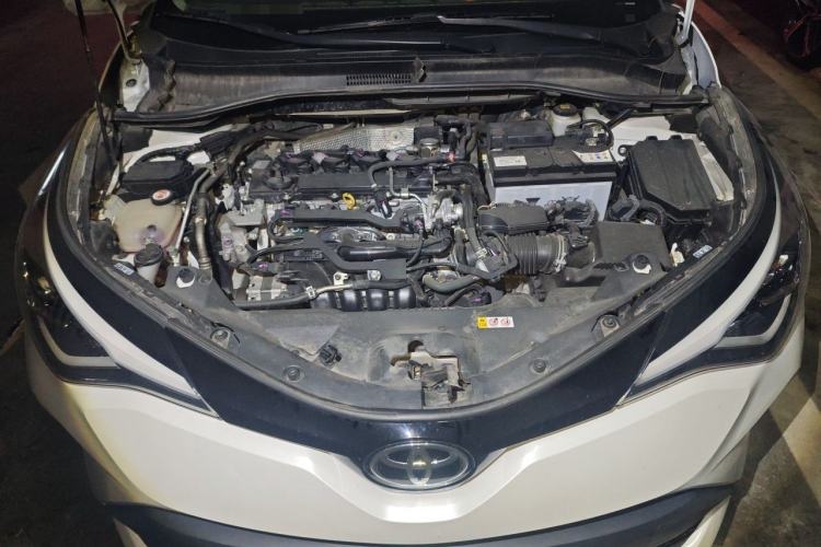 Used Toyota C-HR 2021 2.0L Luxury Edition Engine Bay