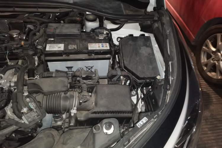 Used Toyota C-HR 2021 2.0L Luxury Edition Engine Bay Left