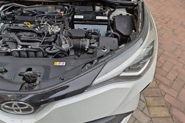 Used Toyota C-HR 2021 2.0L Luxury Edition Engine Bay Left