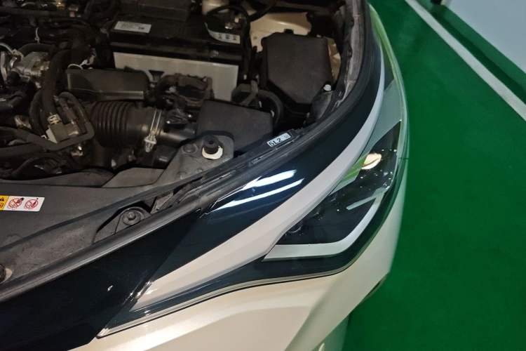 Used Toyota C-HR 2021 2.0L Comfort Edition Engine Bay Left
