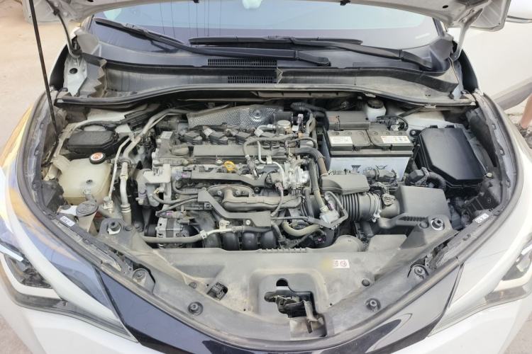 Used Toyota C-HR 2021 2.0L Luxury Edition Engine Bay