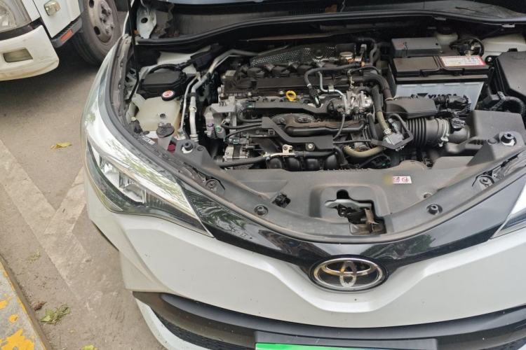 Used Toyota C-HR 2021 2.0L Comfort Edition Engine Bay Right