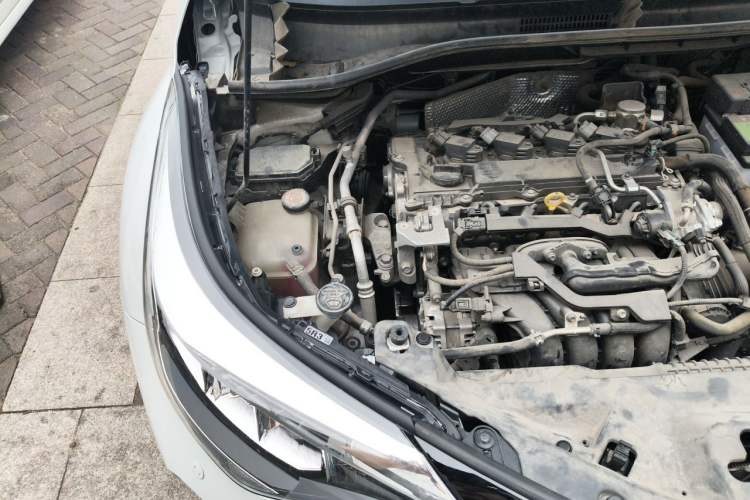 Used Toyota C-HR 2021 2.0L Comfort Edition Engine Bay Right