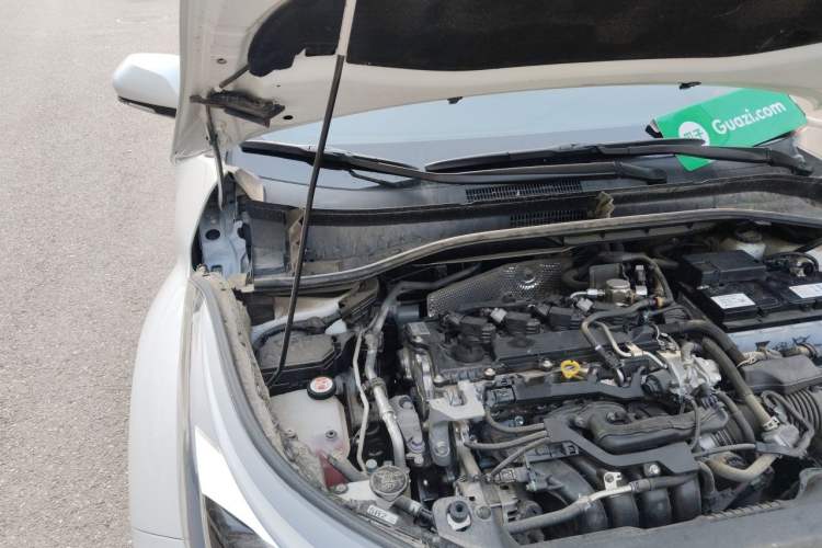 Used Toyota C-HR 2021 2.0L Luxury Edition Engine Bay Right