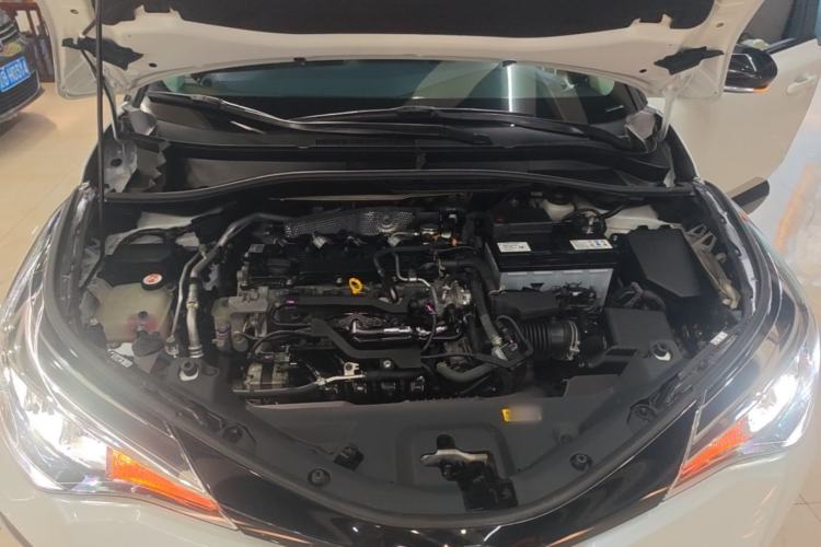 Used Toyota C-HR 2021 2.0L Comfort Edition Engine Bay