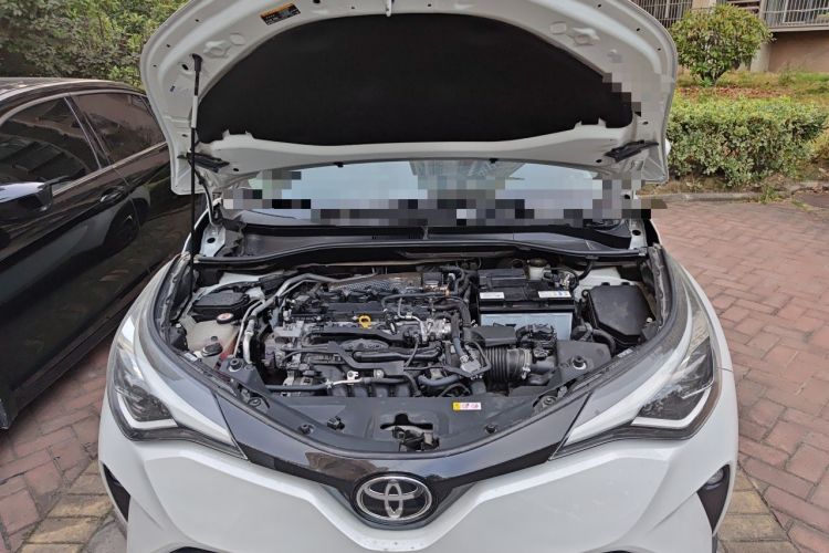 Used Toyota C-HR 2021 2.0L Luxury Edition Engine Bay
