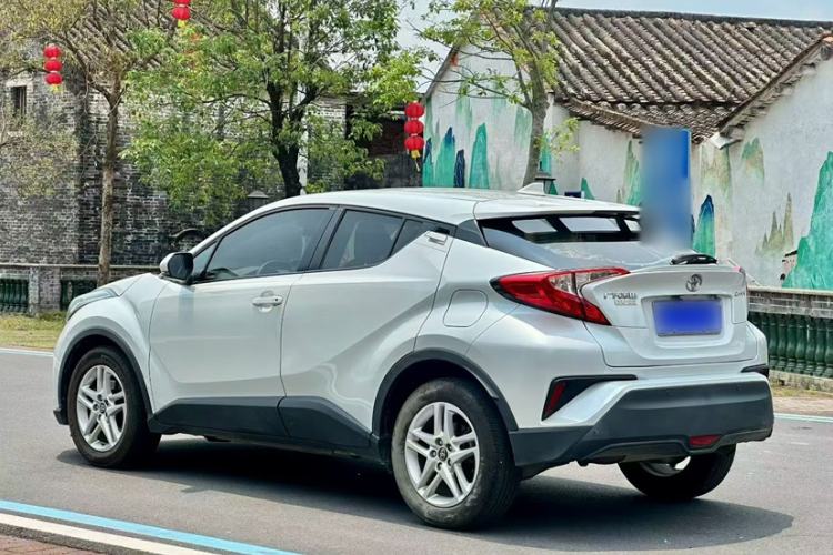 Used Toyota C-HR 2021 2.0L Comfort Edition Exterior 2