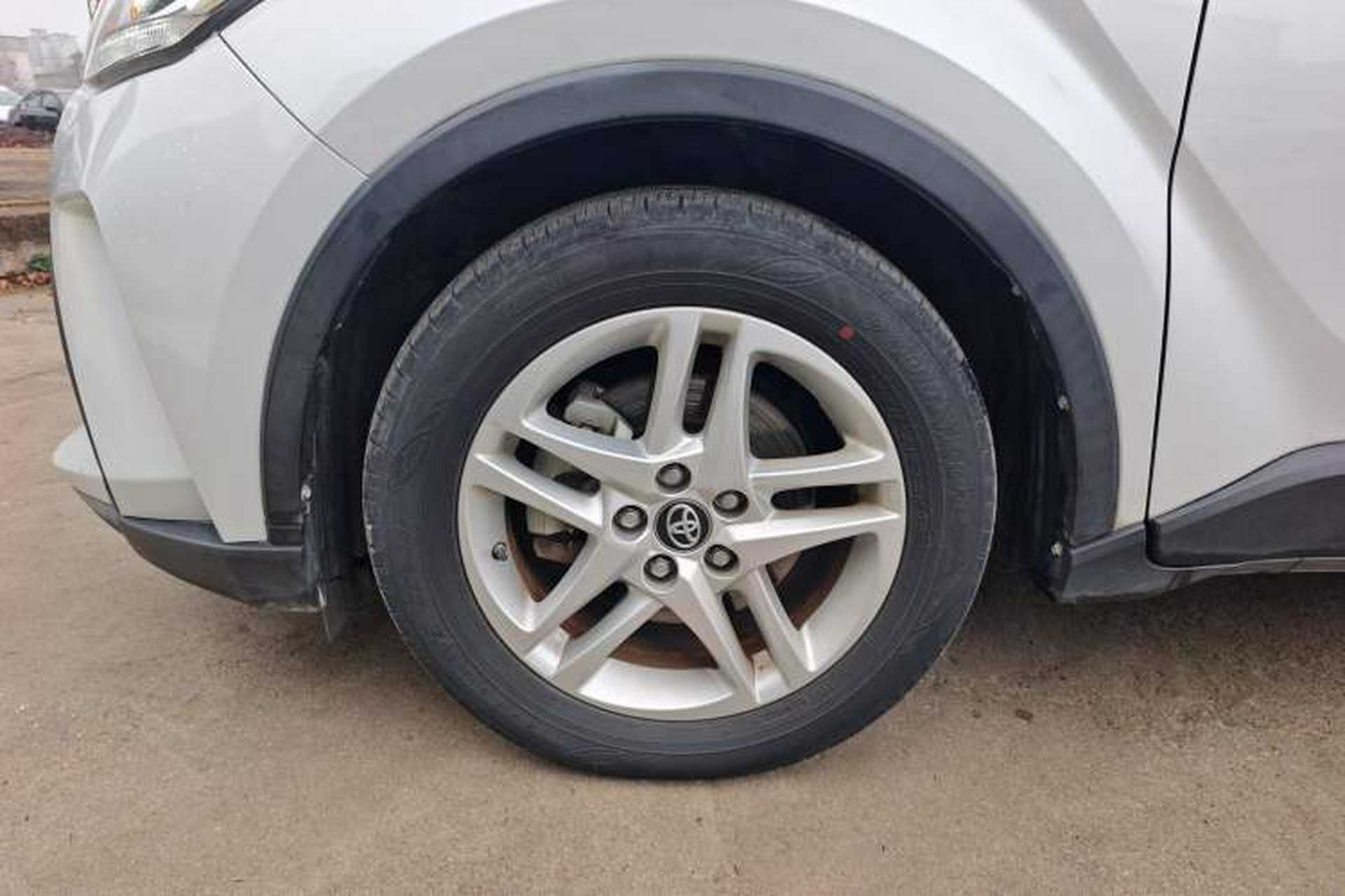 Used Toyota C-HR 2021 2.0L Comfort Edition Exterior 4