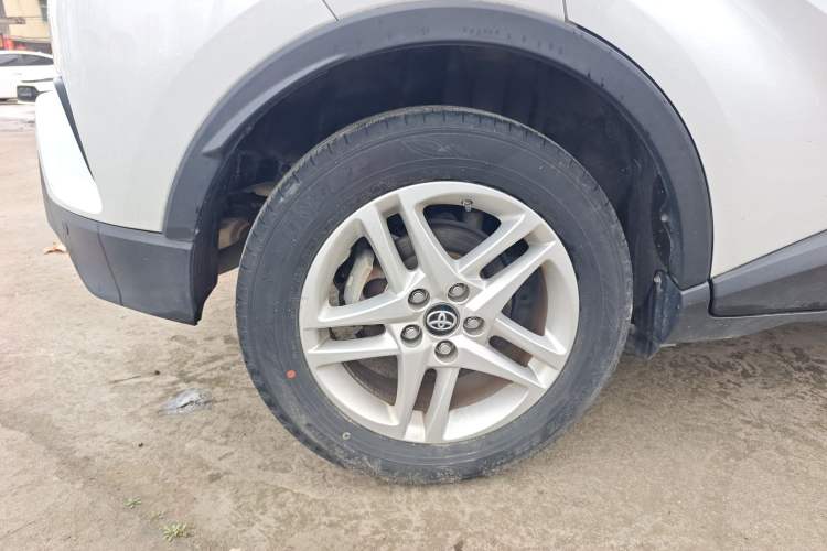 Used Toyota C-HR 2021 2.0L Comfort Edition Exterior 5