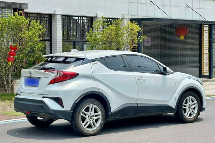 Used Toyota C-HR 2021 2.0L Comfort Edition Exterior 5