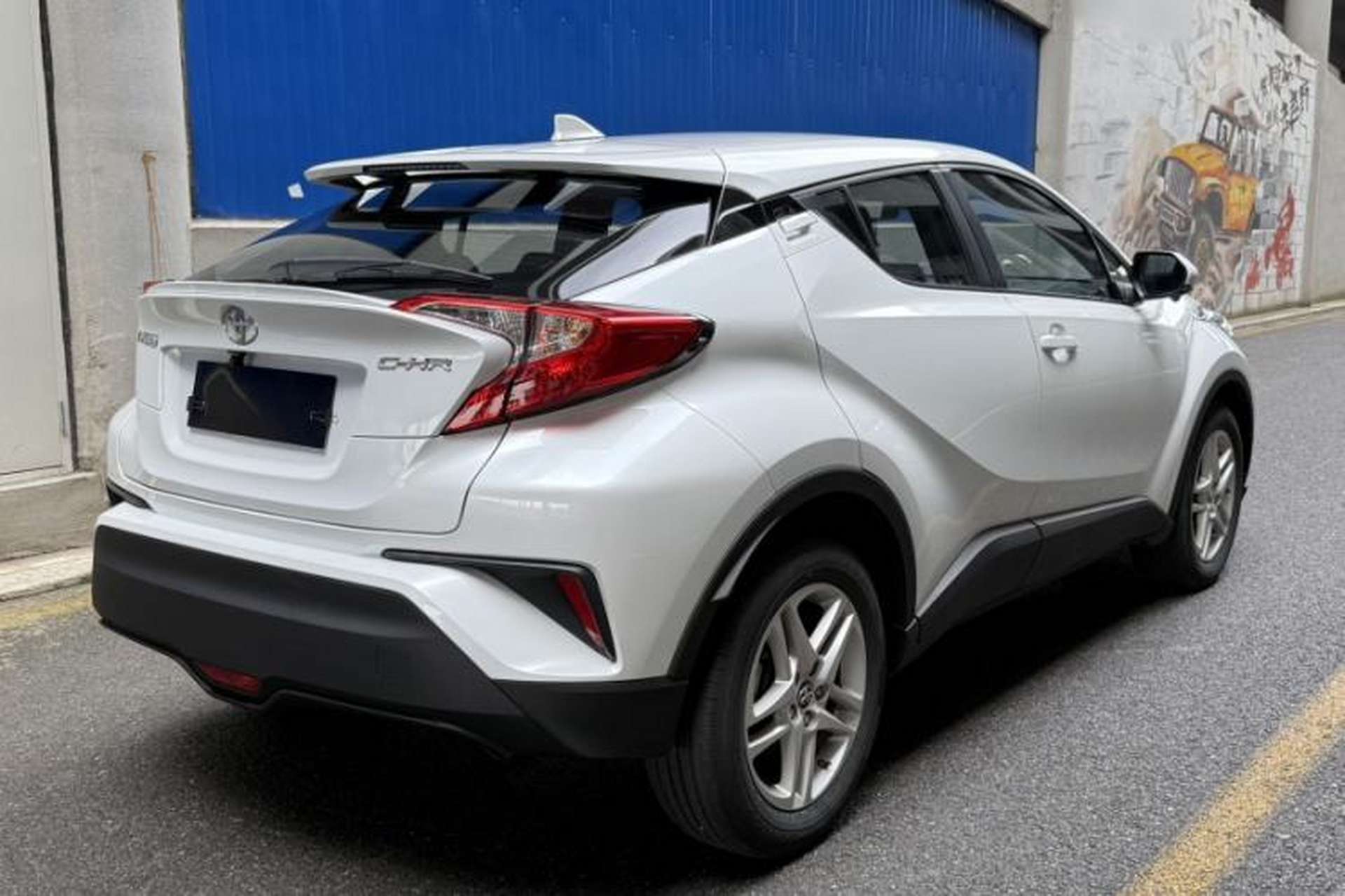 Used Toyota C-HR 2021 2.0L Comfort Edition Exterior 5